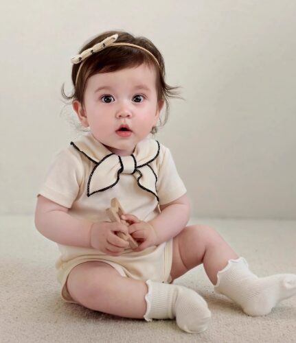 baby三角領巾爬服