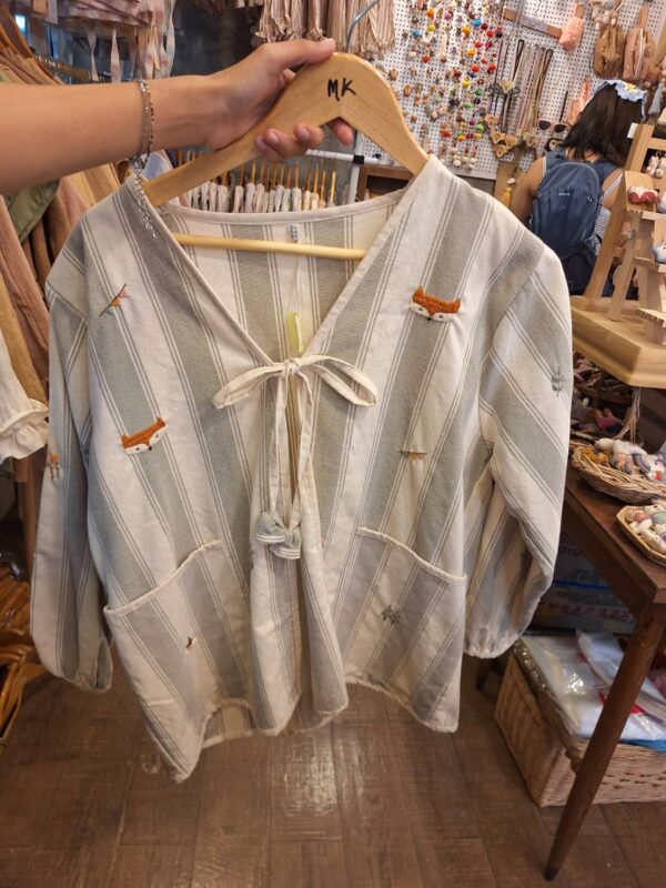 Sister Fox's 刺繡上衣
