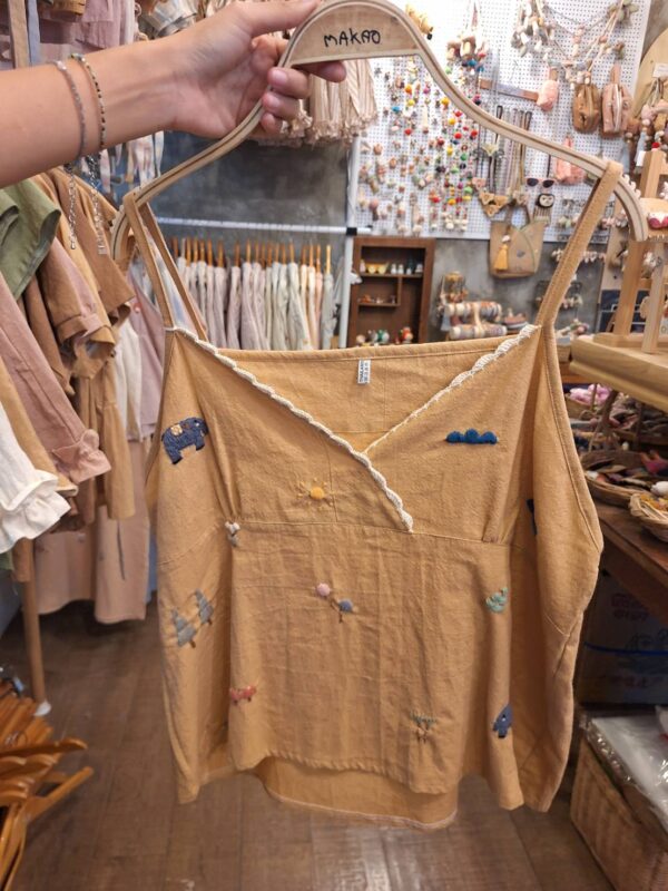 Sister Fox's 刺繡上衣