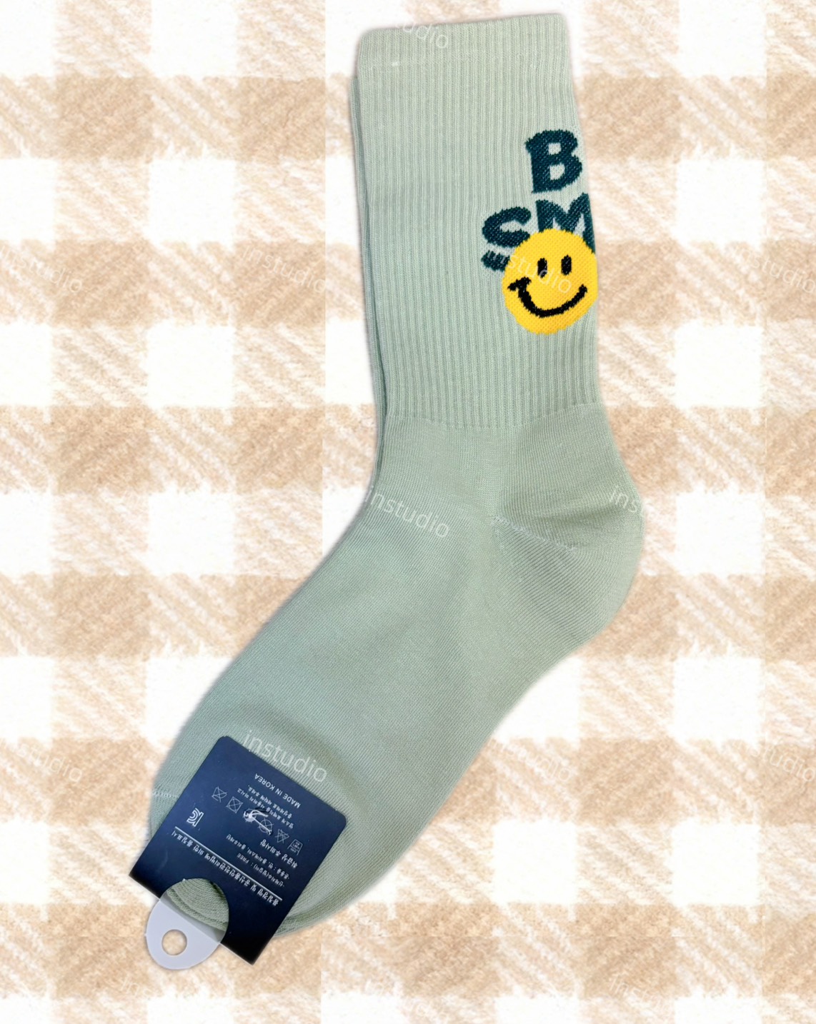 韓系字母微笑中筒襪